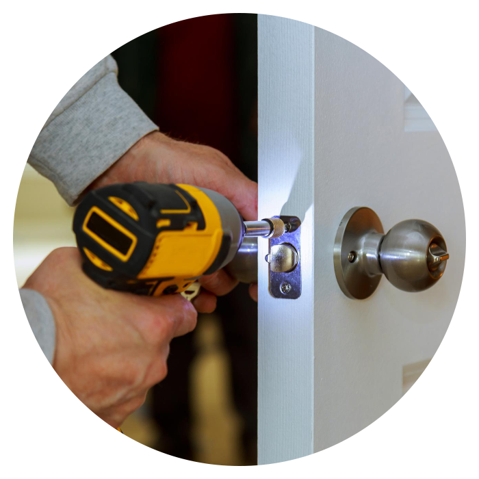 http://Installation%20du%20loquet%20de%20porte%20et%20de%20la%20quincaillerie